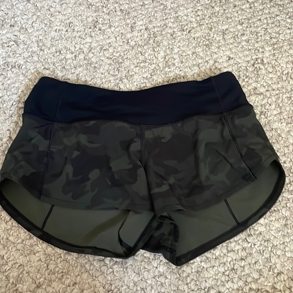 Lululemon Speed Up Low Rise Shorts Camo